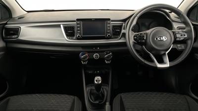 2019 KIA RIO interior