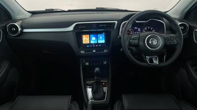 2023 MG ZS interior