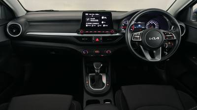 2021 KIA CERATO interior