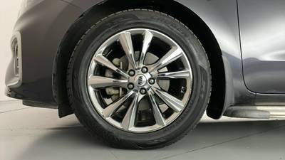 2018 KIA CARNIVAL gallery