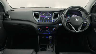 2017 HYUNDAI TUCSON interior