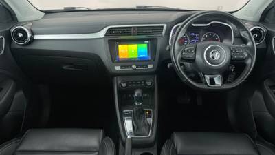 2021 MG ZS interior