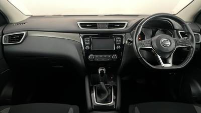 2019 NISSAN QASHQAI interior