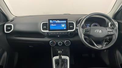 2020 HYUNDAI VENUE interior