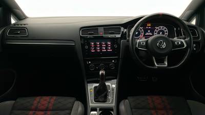 2020 VOLKSWAGEN GOLF interior