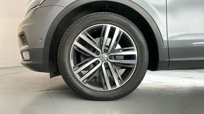 2018 VOLKSWAGEN TIGUAN gallery