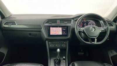 2018 VOLKSWAGEN TIGUAN interior