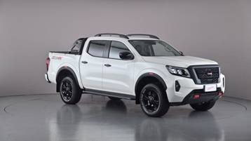 2024 NISSAN NAVARA
