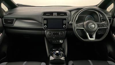 2019 NISSAN LEAF interior