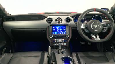 2016 FORD MUSTANG interior