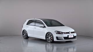 2016 VOLKSWAGEN GOLF