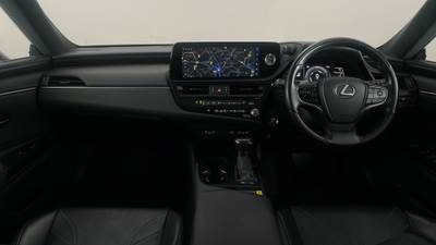 2023 LEXUS ES300h interior