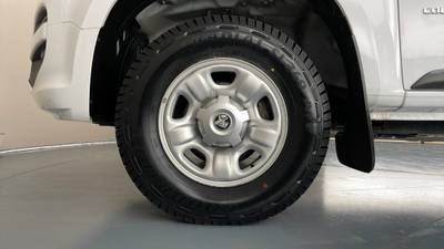 2017 HOLDEN COLORADO gallery