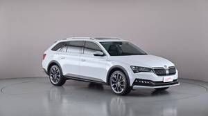 2020 SKODA SUPERB