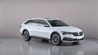 2020 SKODA SUPERB