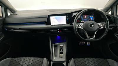 2022 VOLKSWAGEN GOLF interior