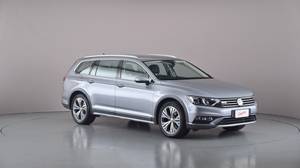 2017 VOLKSWAGEN PASSAT