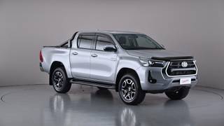 2022 TOYOTA HILUX