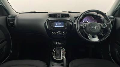 2018 KIA SOUL interior