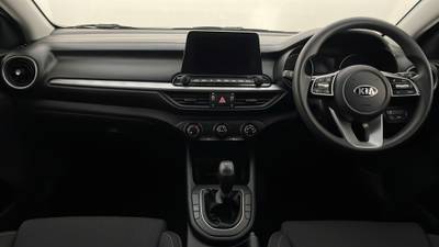 2020 KIA CERATO interior