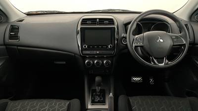 2022 MITSUBISHI ASX interior