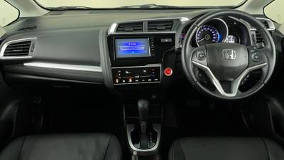 2019 HONDA JAZZ interior