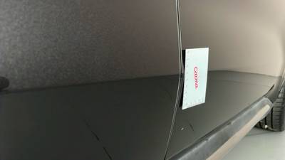 2023 Kia Carnival imperfections
