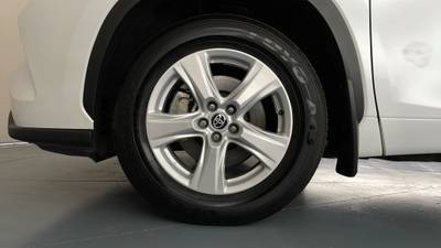 2022 TOYOTA KLUGER gallery