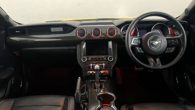 2016 FORD MUSTANG interior