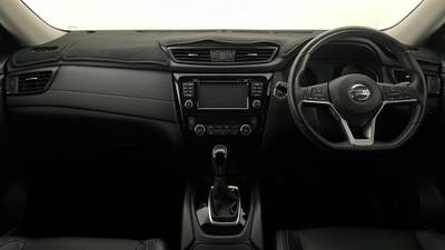 2018 NISSAN X-TRAIL interior