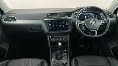 2021 VOLKSWAGEN TIGUAN interior