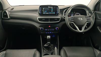 2020 HYUNDAI TUCSON interior