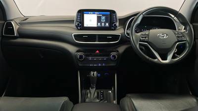 2018 HYUNDAI TUCSON interior