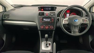 2014 SUBARU IMPREZA interior