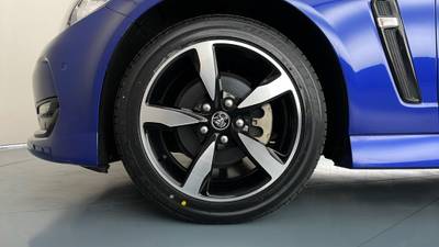 2016 HOLDEN COMMODORE gallery