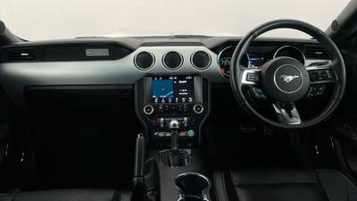2016 FORD MUSTANG interior