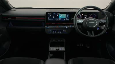 2024 HYUNDAI KONA interior