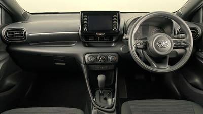 2023 TOYOTA YARIS interior