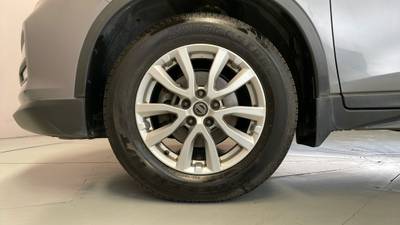 2019 NISSAN X-TRAIL gallery