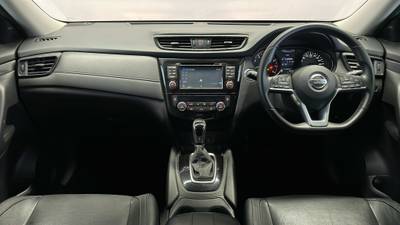 2019 NISSAN X-TRAIL interior