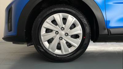 2022 KIA STONIC gallery