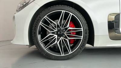 2020 KIA STINGER gallery