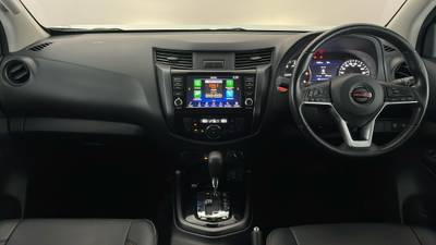 2021 NISSAN NAVARA interior