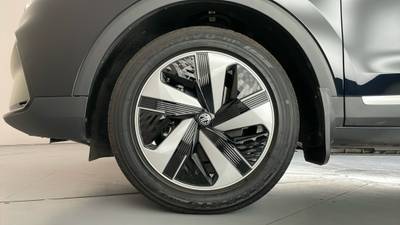 2022 MG ZS EV gallery
