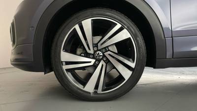 2021 VOLKSWAGEN T-CROSS gallery