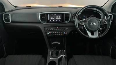 2018 KIA SPORTAGE interior