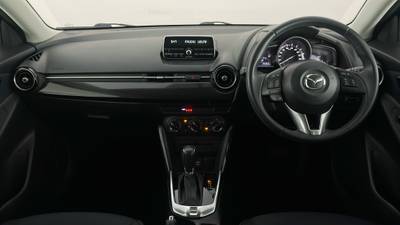 2014 Mazda 2 interior