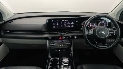 2021 KIA CARNIVAL interior