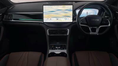 2024 BYD Sealion 6 interior