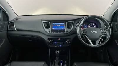 2017 HYUNDAI TUCSON interior